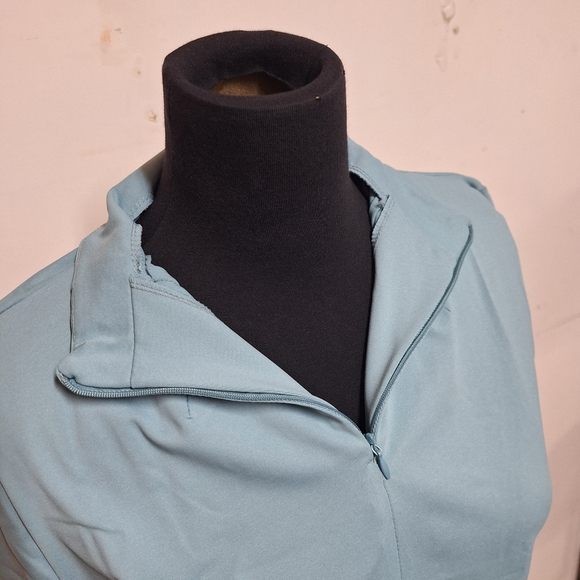 NEW! Shadow Sport Fitted Mock-Neck Zip Front Athletic Jacket, Light Blue - Picture 10 of 11